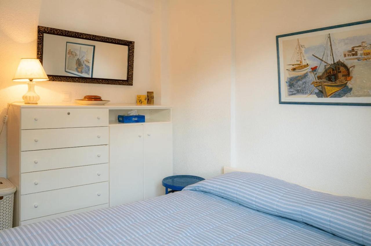 Appartamento Seahouse With View Psakoudia Esterno foto